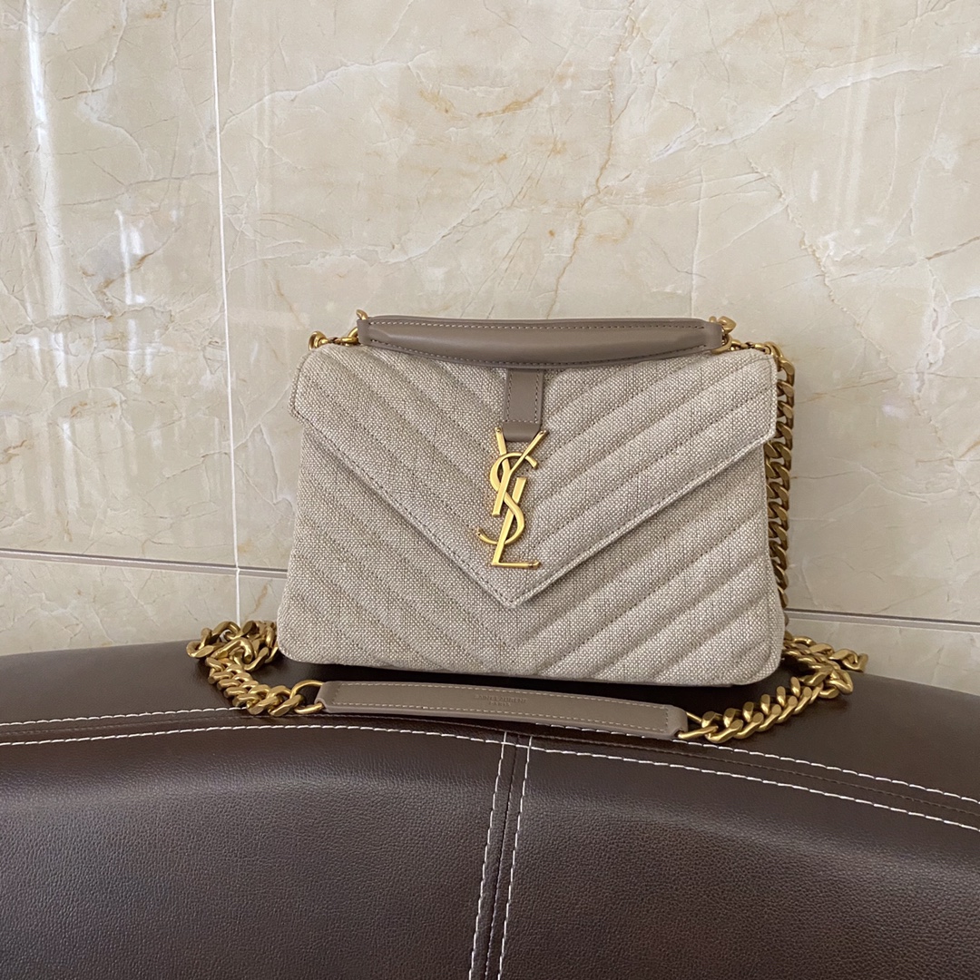 COLLEGE MEDIUM IN QUILTED LEATHER