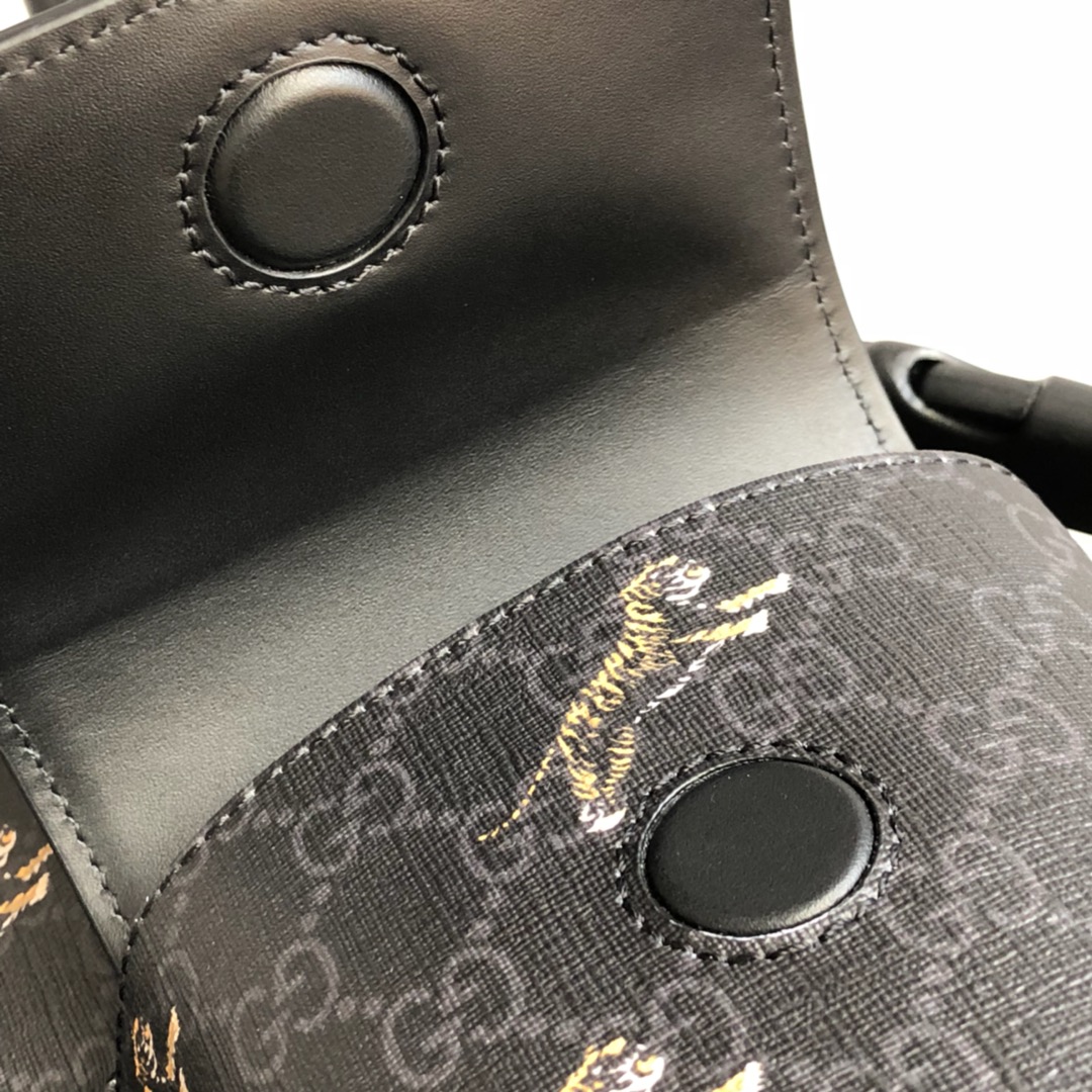 GG Black backpack
