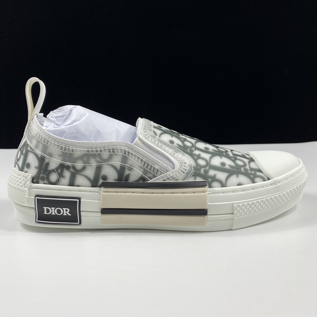 D*or b23 oblique slip-on low
