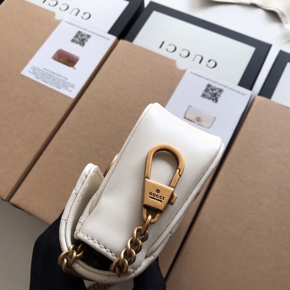 gg marmont matelassé leather S*per mini bag