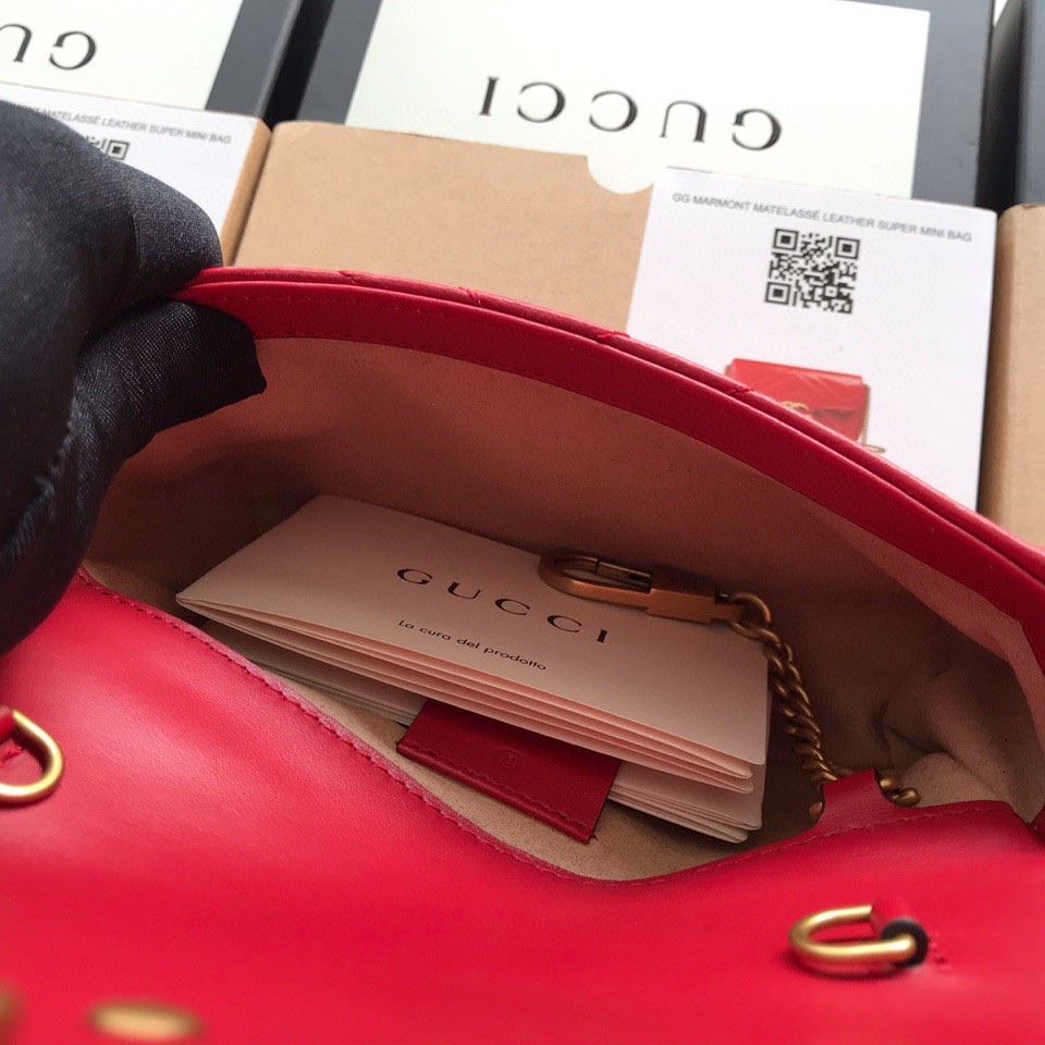 gg marmont matelassé leather S*per mini bag