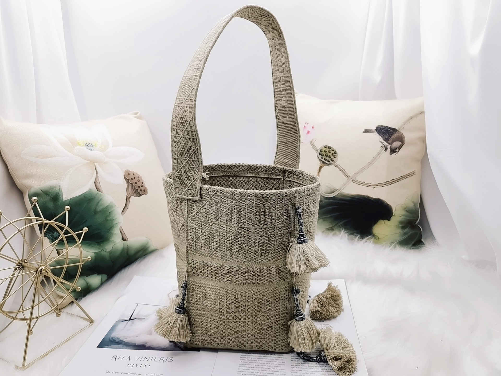 D*or bubble paisley print bucket