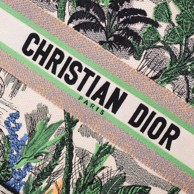 D*or book tote