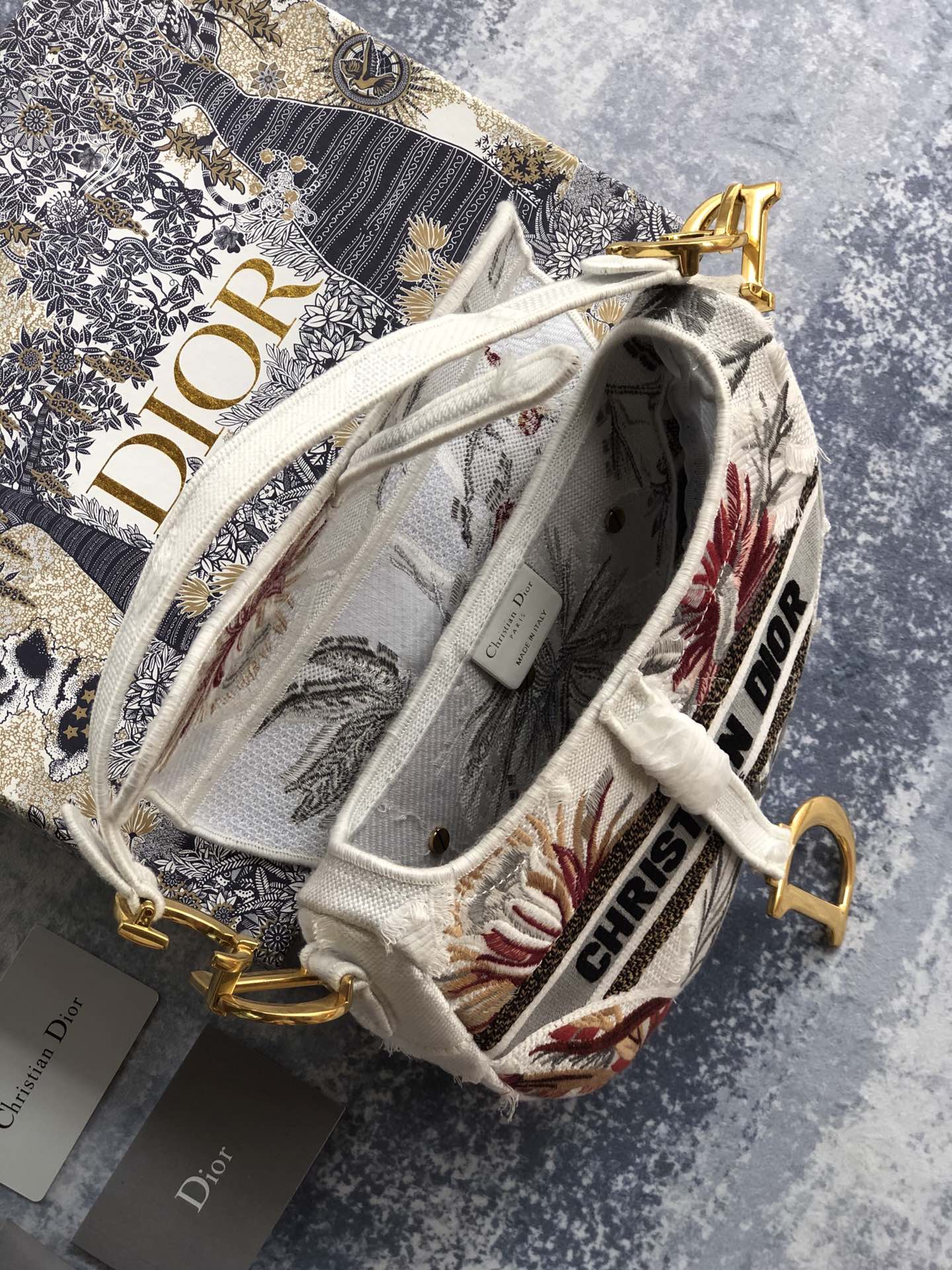 D*or saddle bag