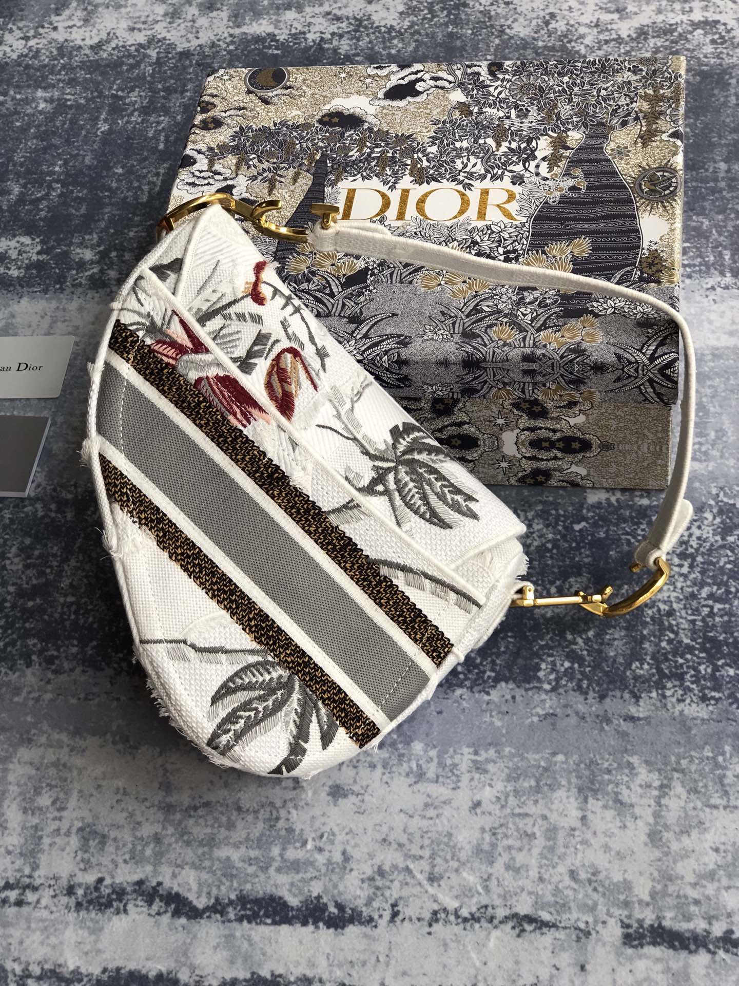 D*or saddle bag