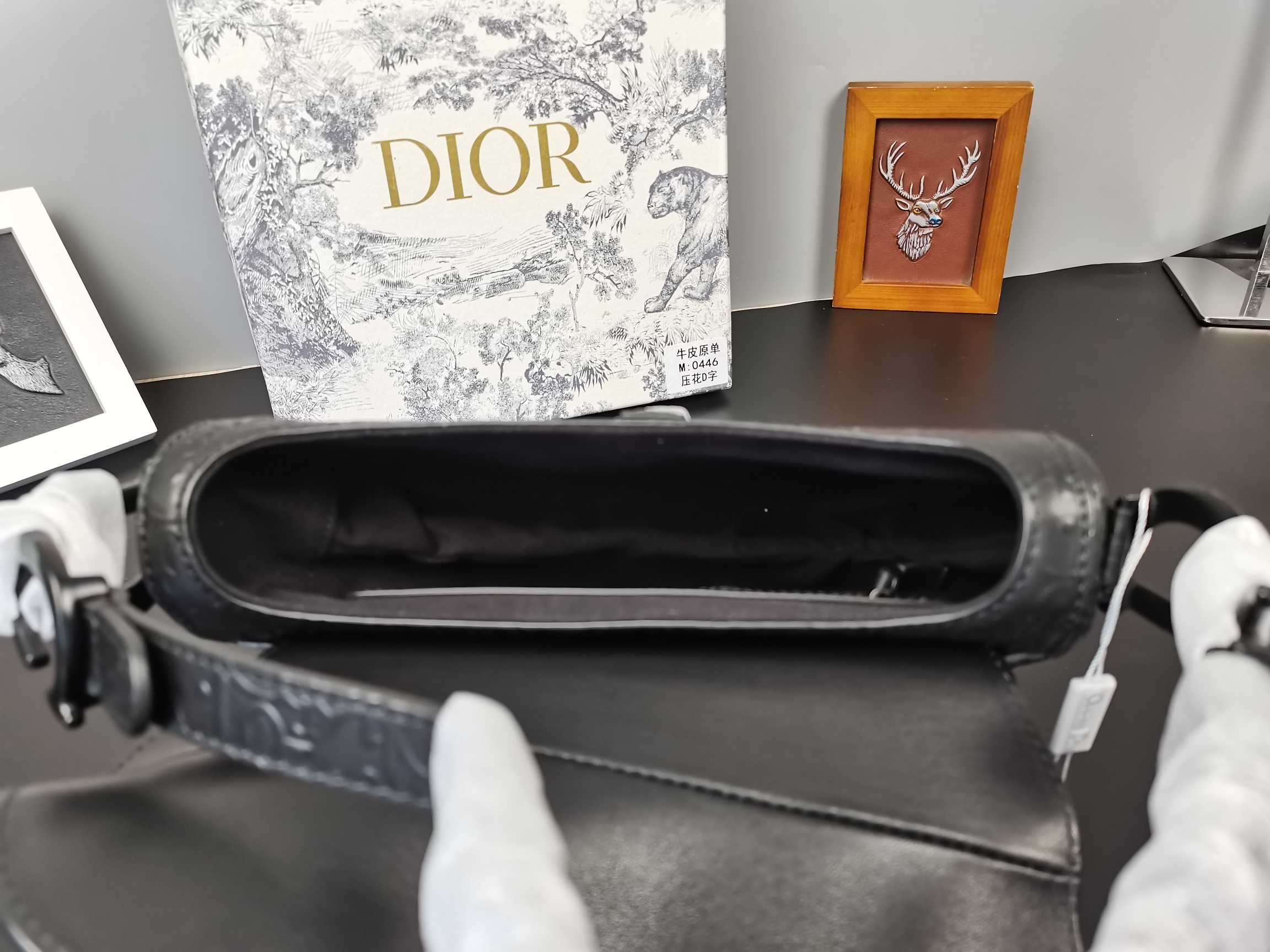 D*or men’s saddle bag