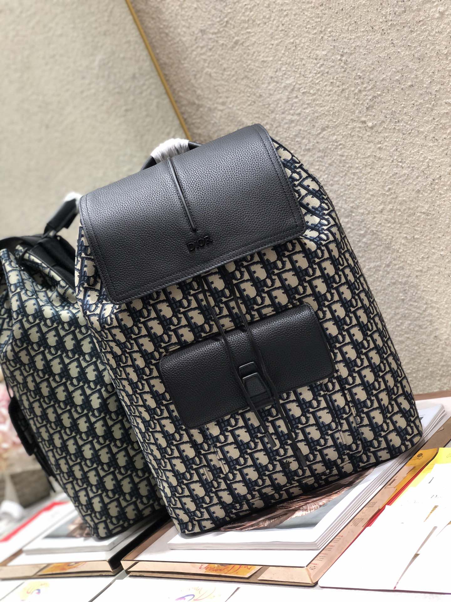 motion D*or oblique backpack