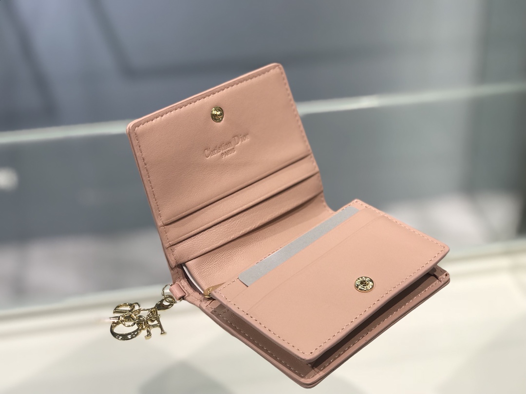 D*or cannage wallet