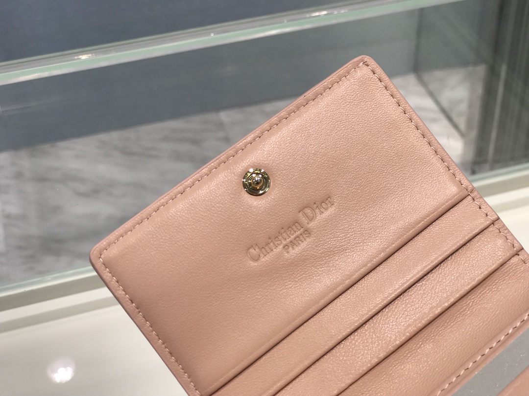 D*or cannage wallet