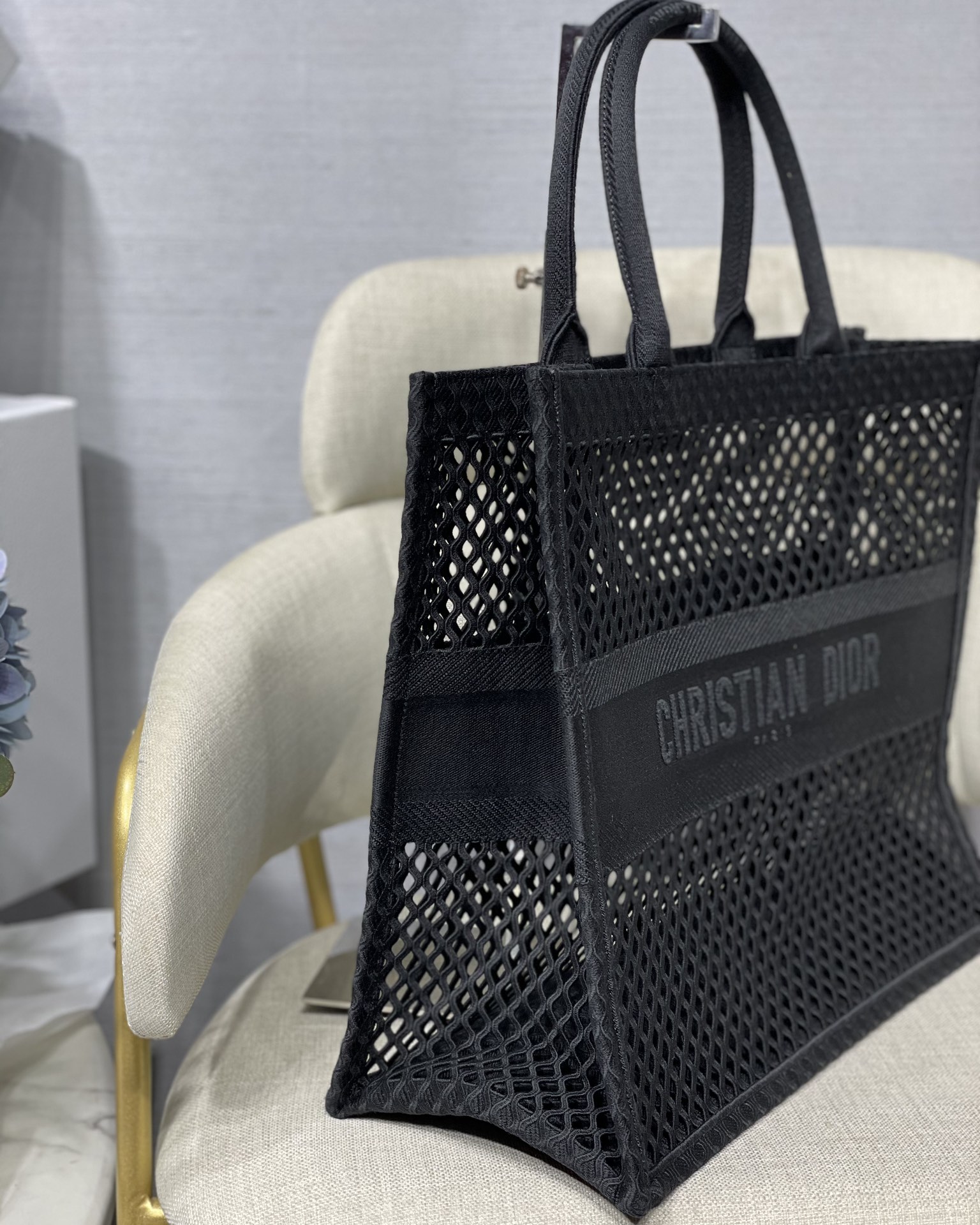 D*or book tote