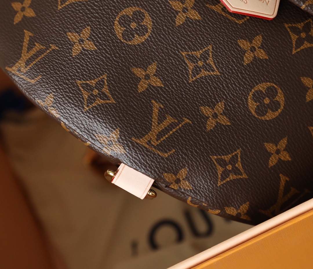 BUMBAG