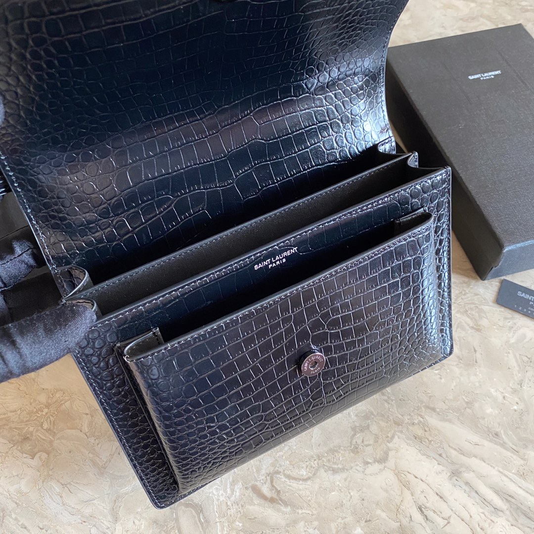 MANHATTAN MEDIUM SHOPPING BAG IN BOX SAINT LAURENT LEATHER
