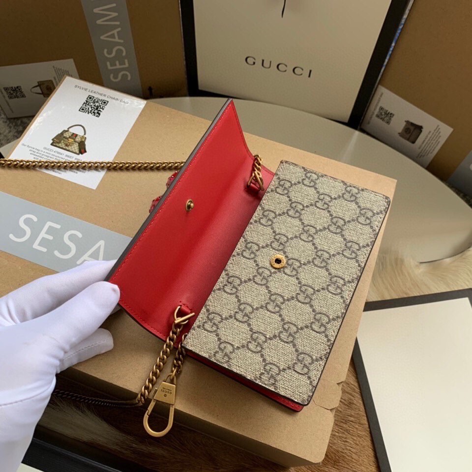 G*u*i cherry wallet