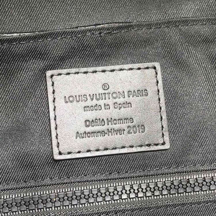 l**is V*t*n christopher backpack gm
