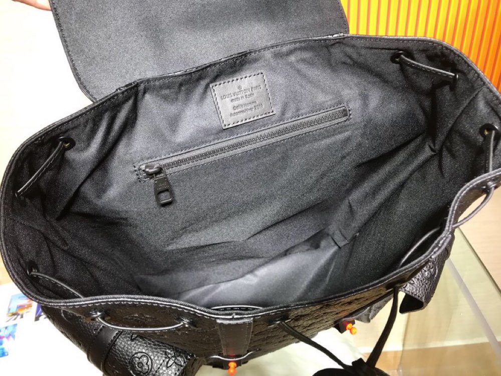 l**is V*t*n christopher backpack gm