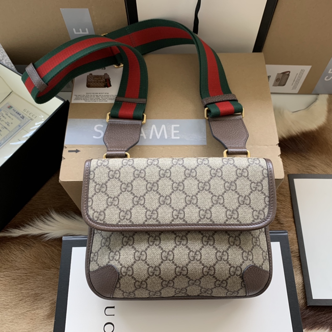 G*u*i shoulder bag