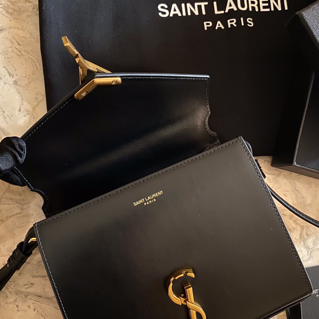 CASSANDRA MONOGRAM CLASP BAG IN MATTE PYTHON