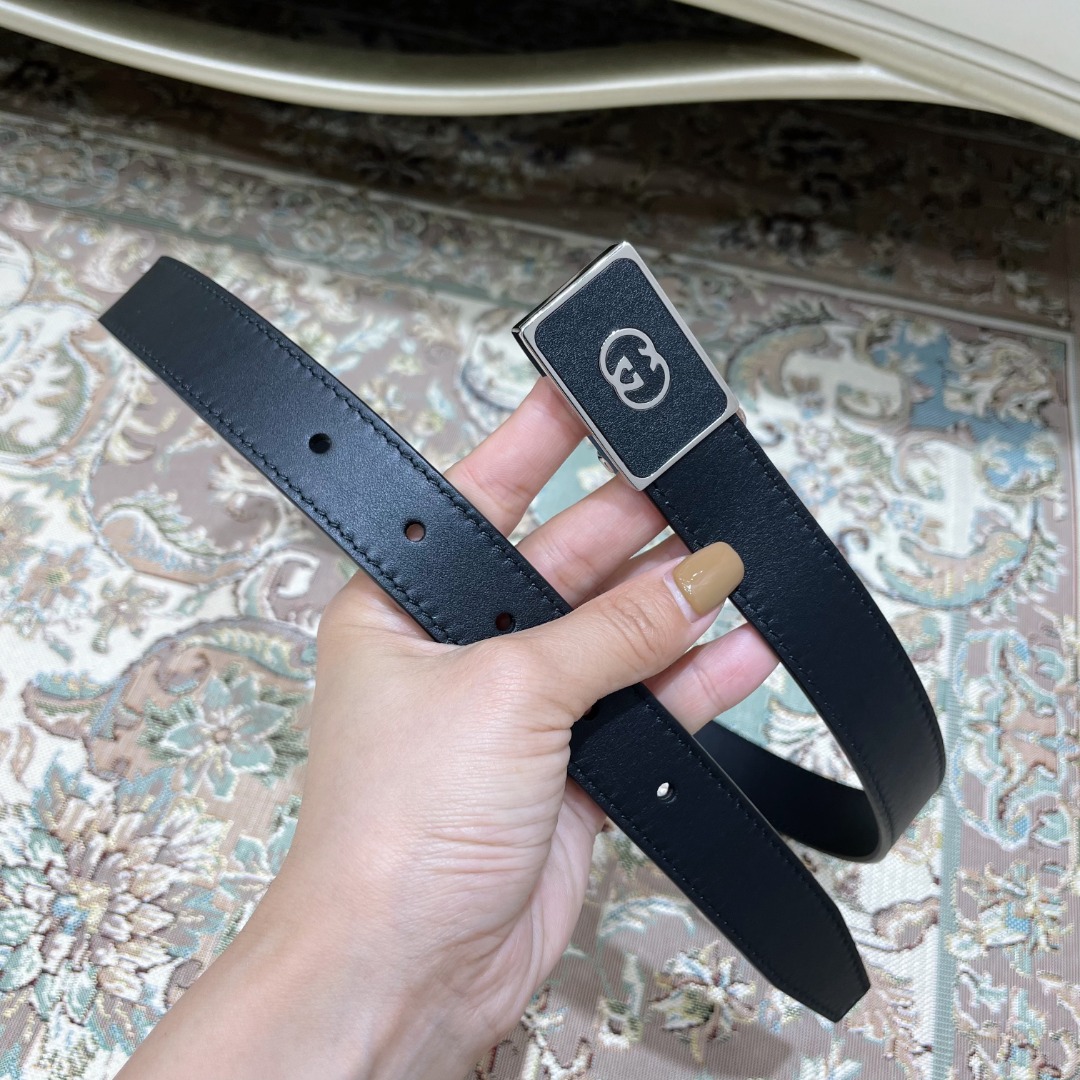 G*u*i square leather metal buckle