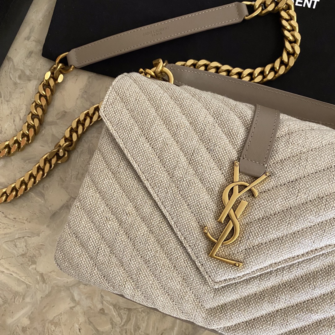 COLLEGE MEDIUM IN QUILTED LEATHER