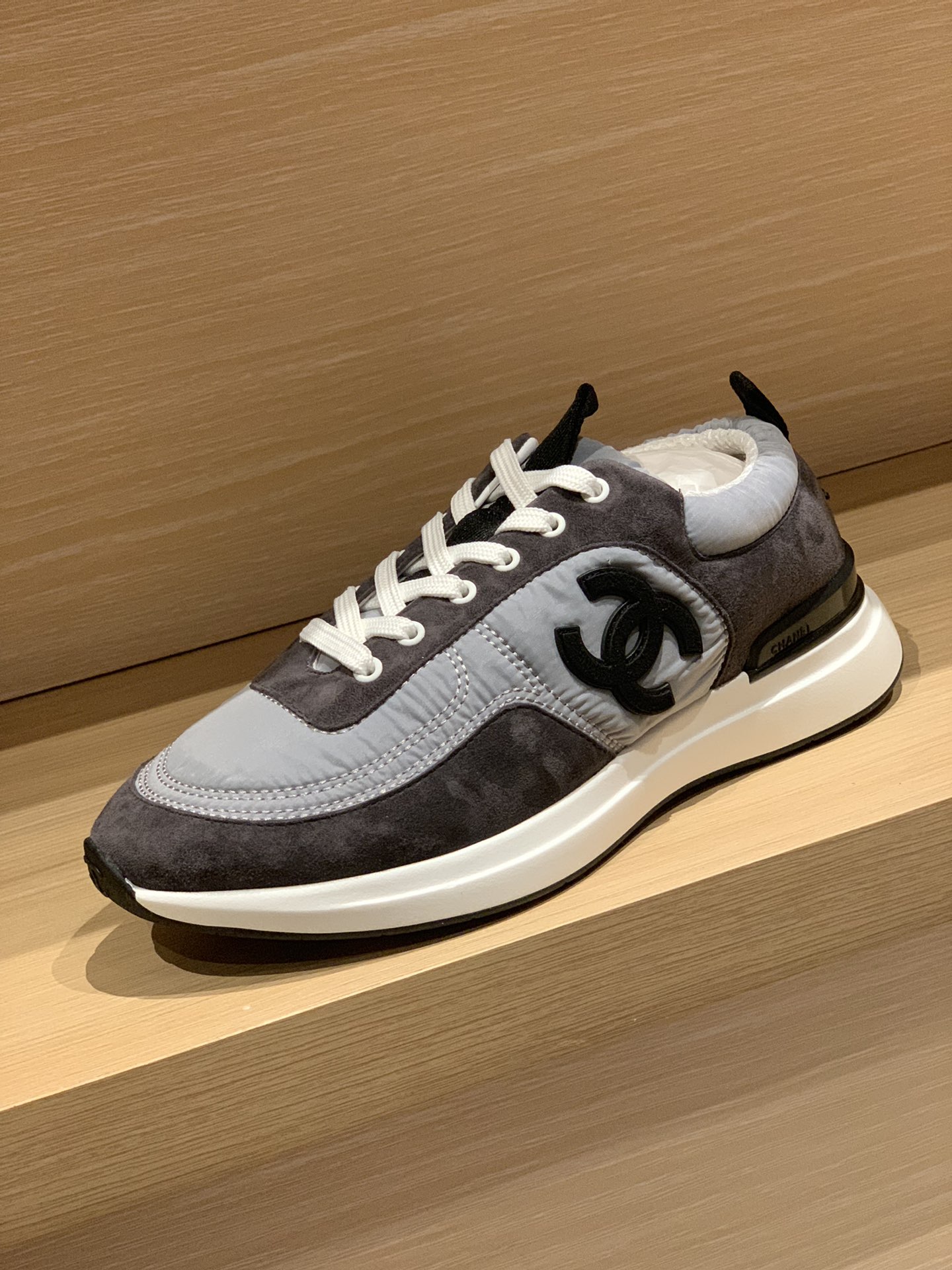 Ch*el sneaker