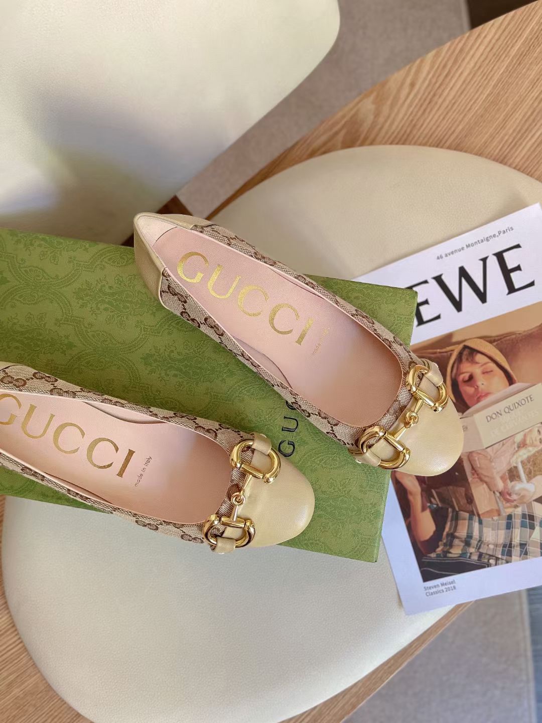 G*u*i flats 9