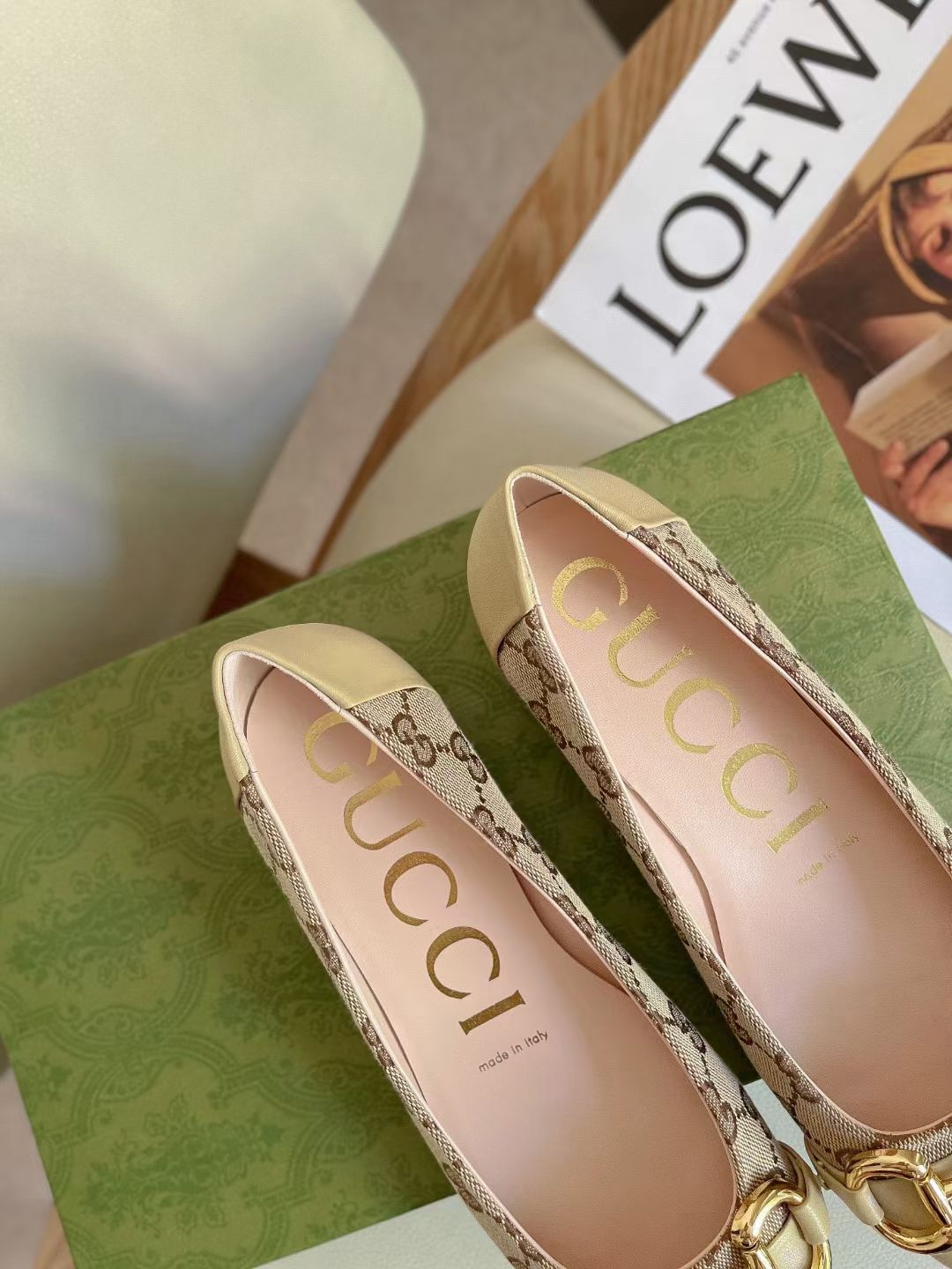 G*u*i flats 9