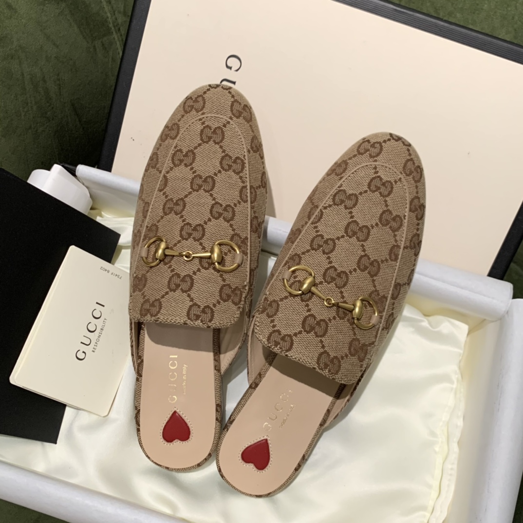 G*u*i flats 19