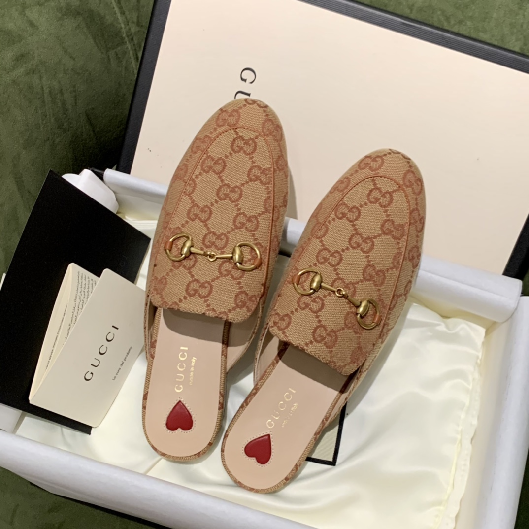 G*u*i flats 21
