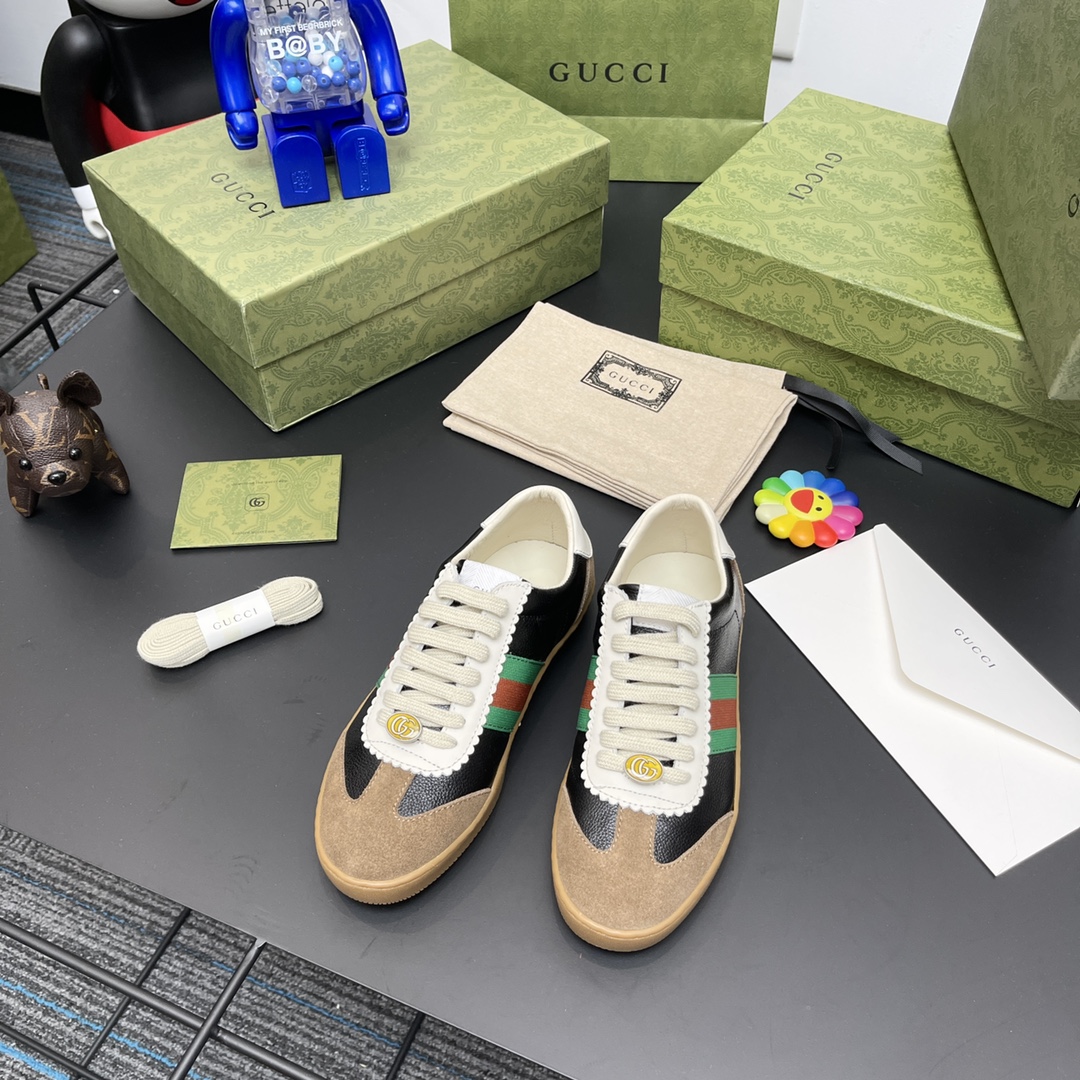 G*u*i flats 38