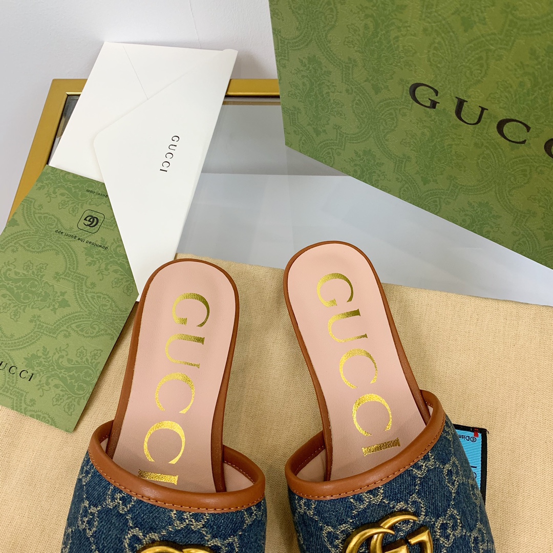 G*u*i slippers 78