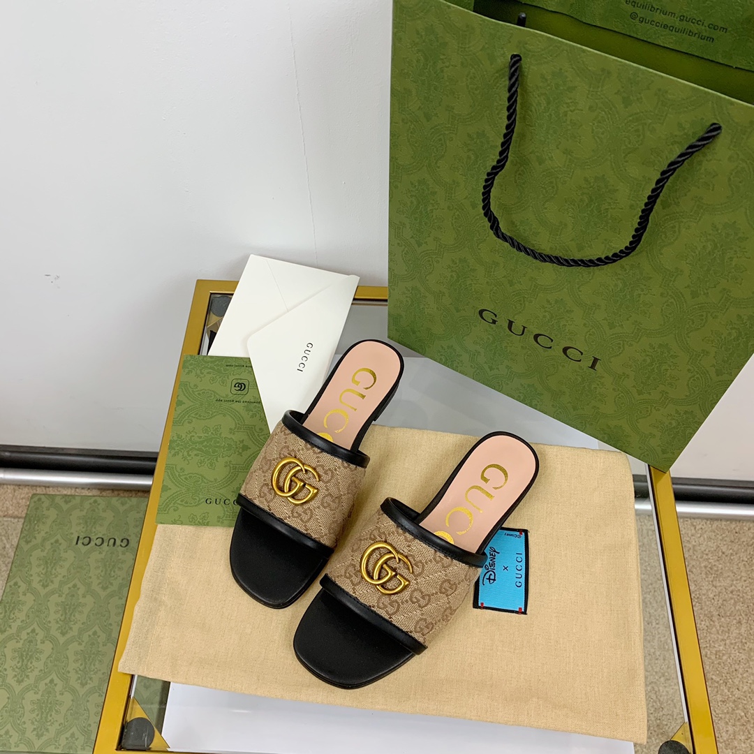 G*u*i slippers 79