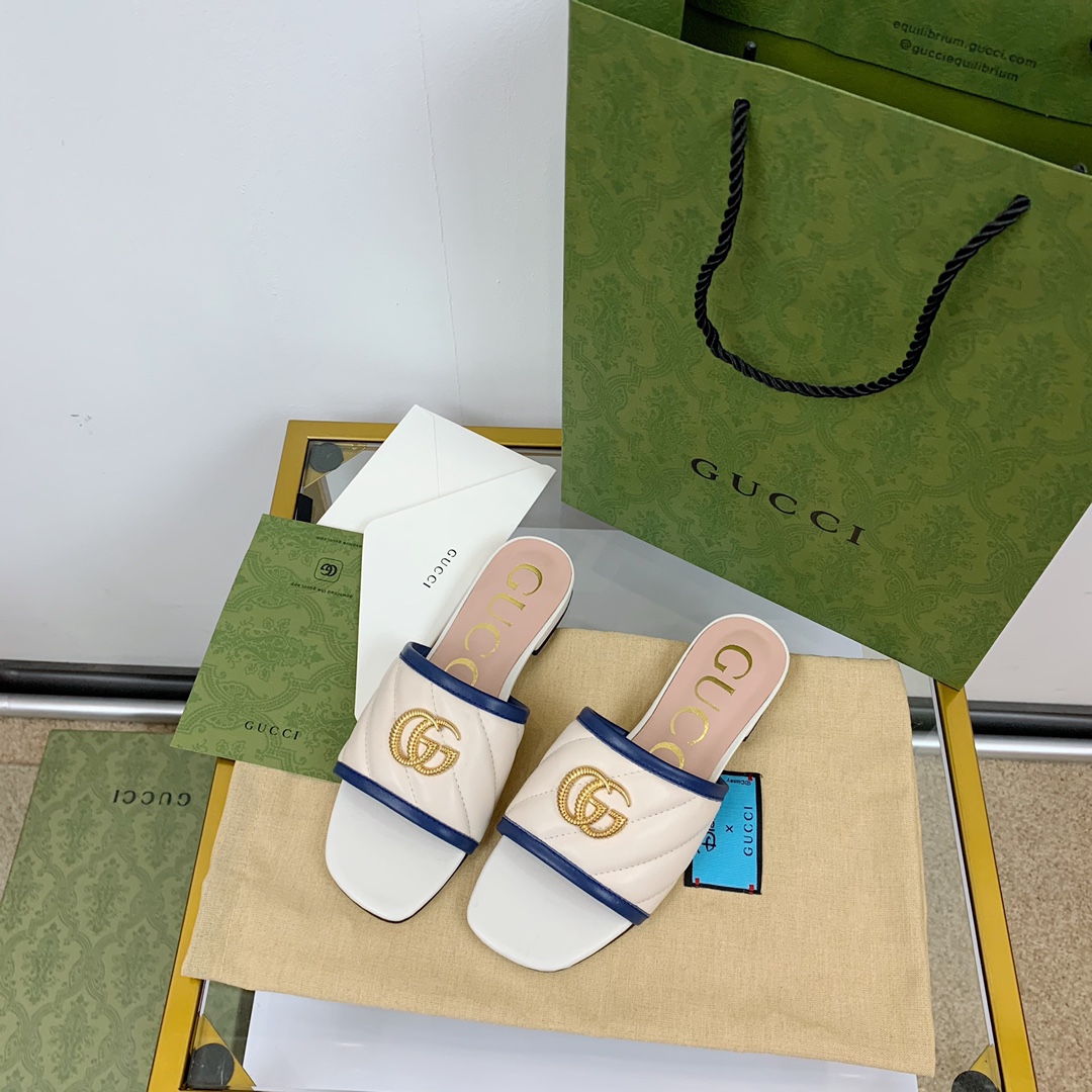 G*u*i slippers 83