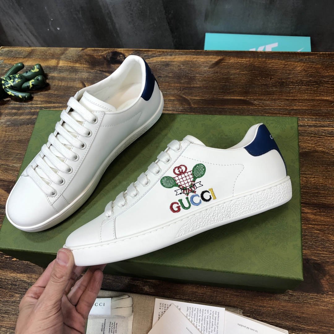 G*u*i flats 47