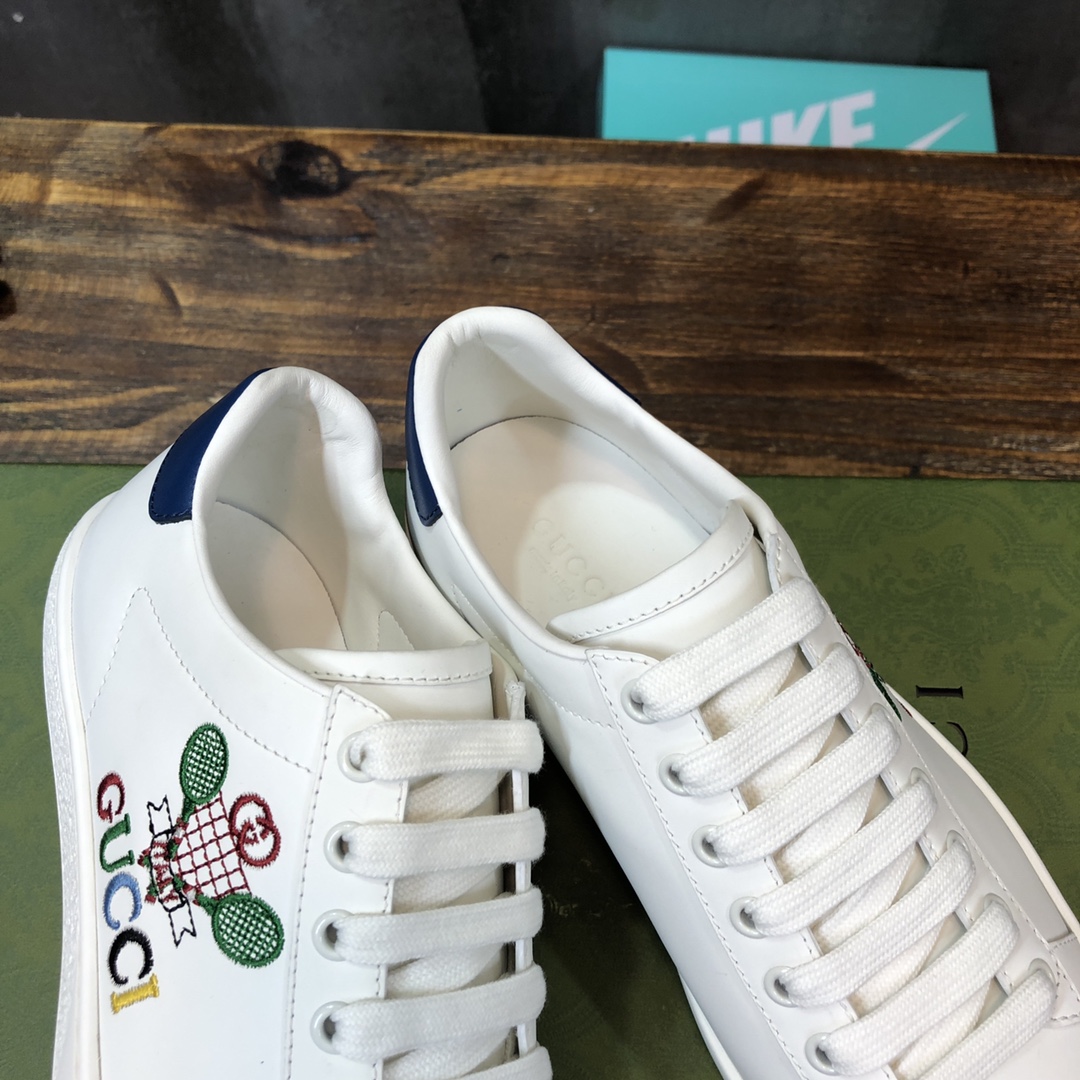 G*u*i flats 47