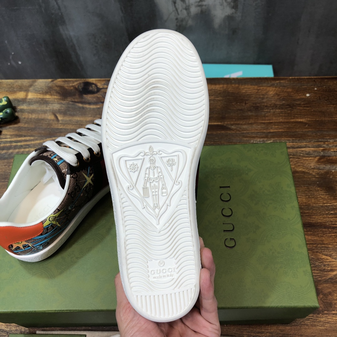 G*u*i flats 54