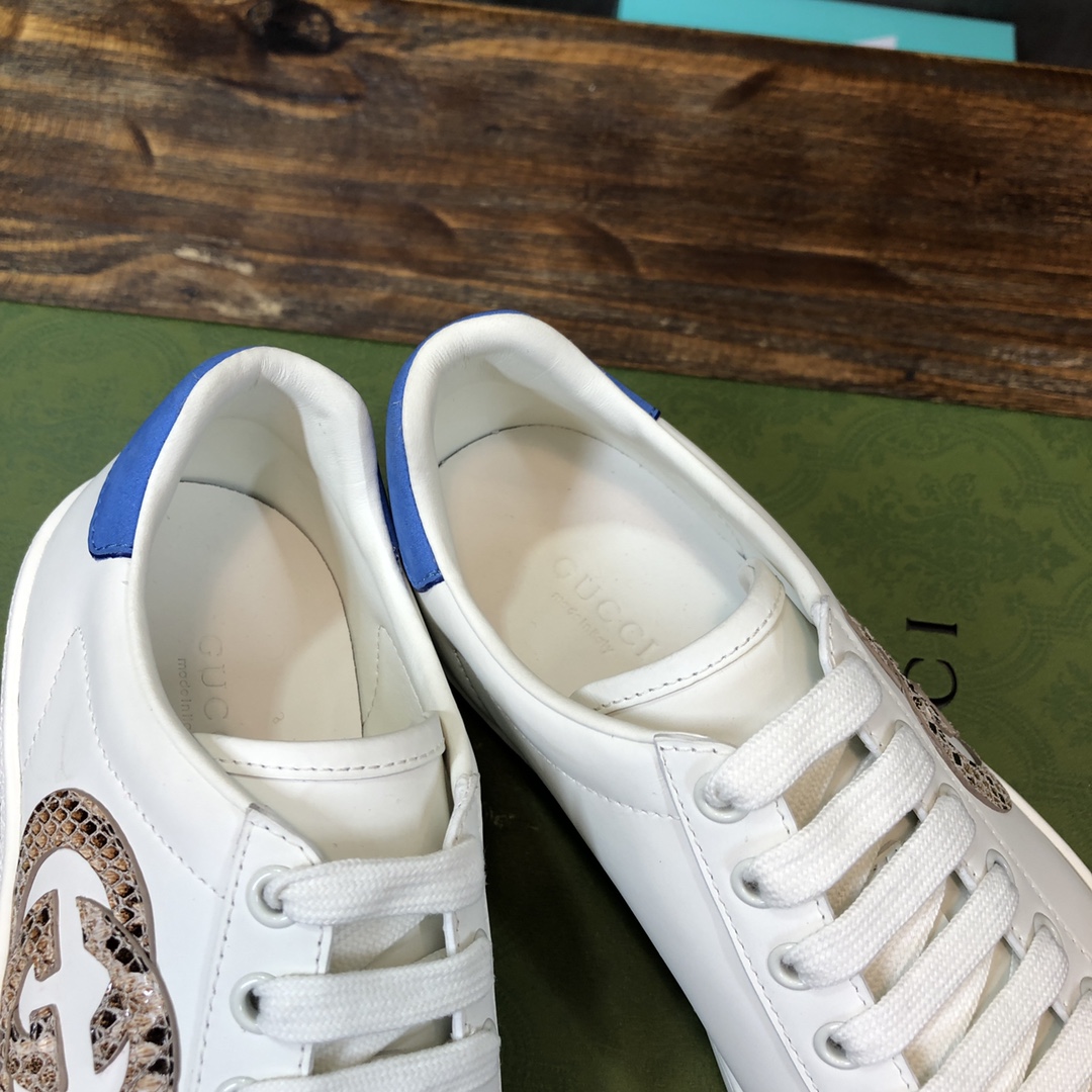 G*u*i flats 69