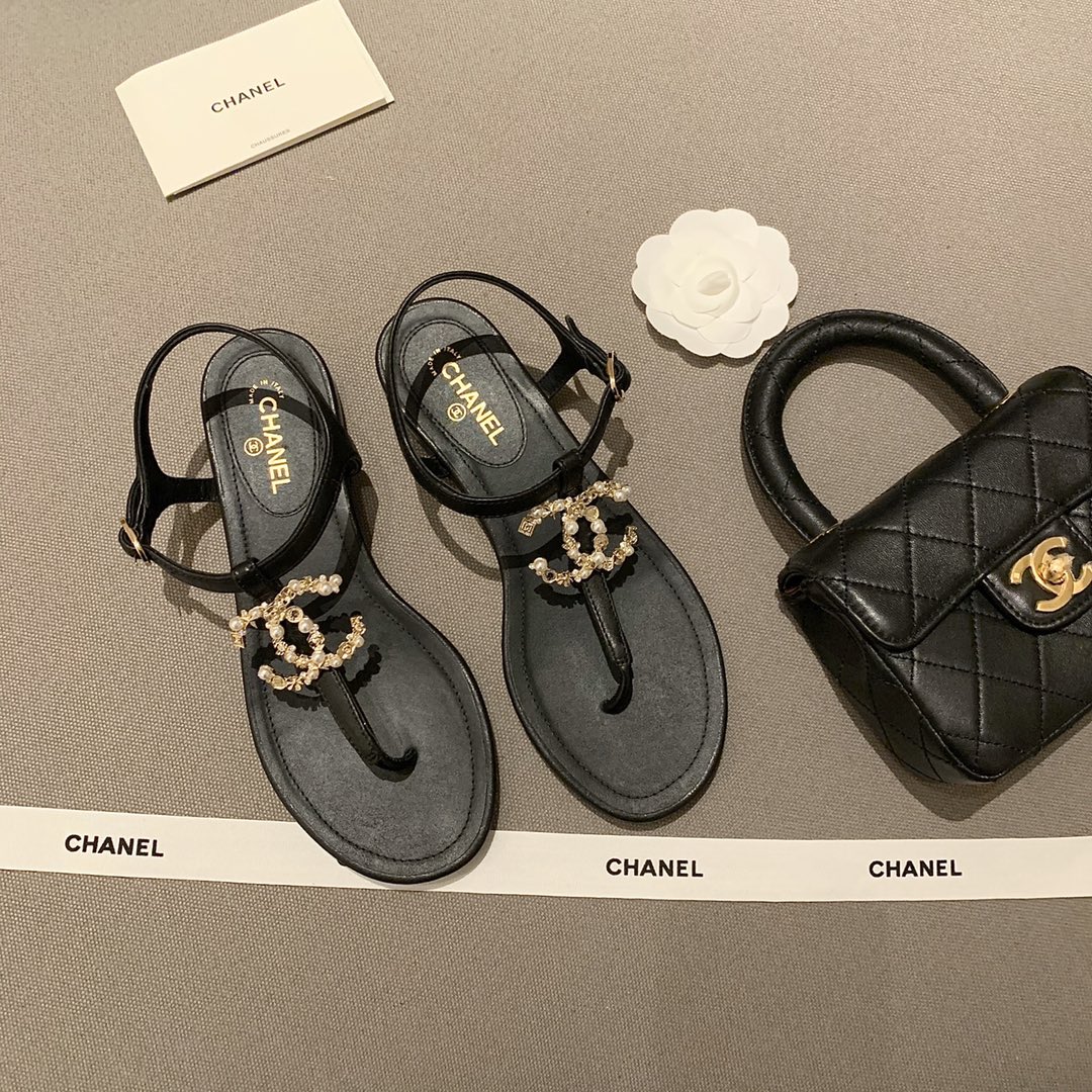 Ch*el slippers 35