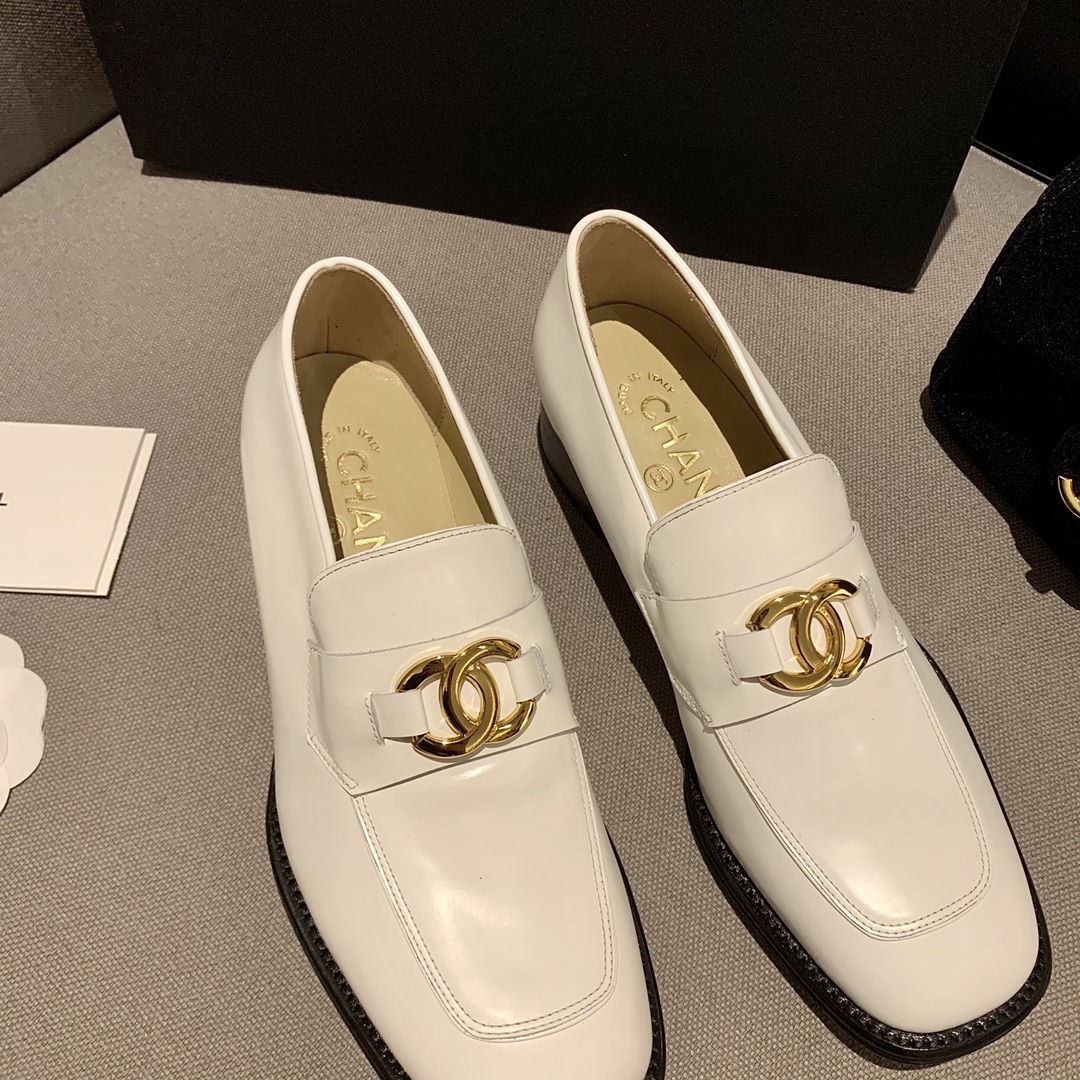 Ch*el flats 13