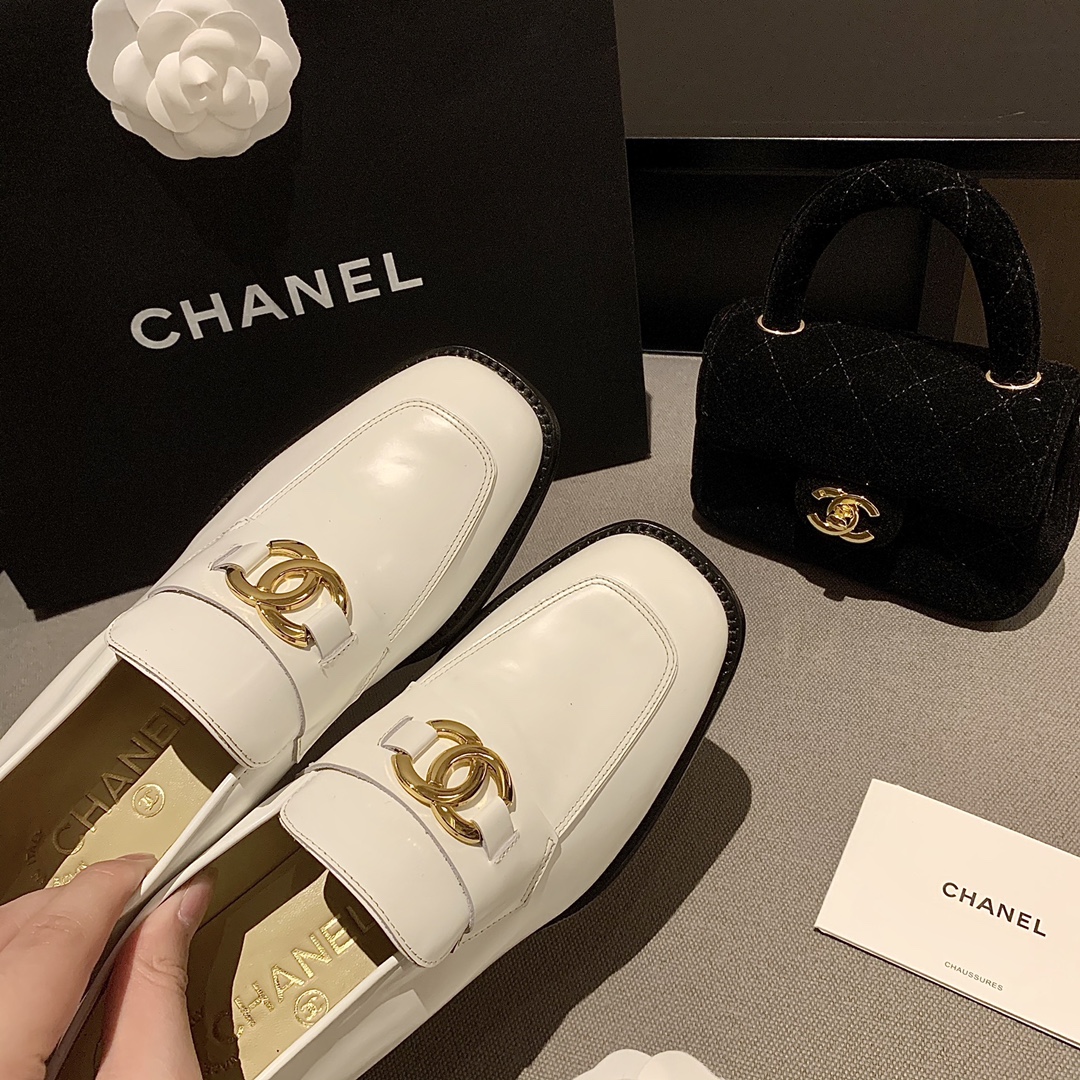 Ch*el flats 13