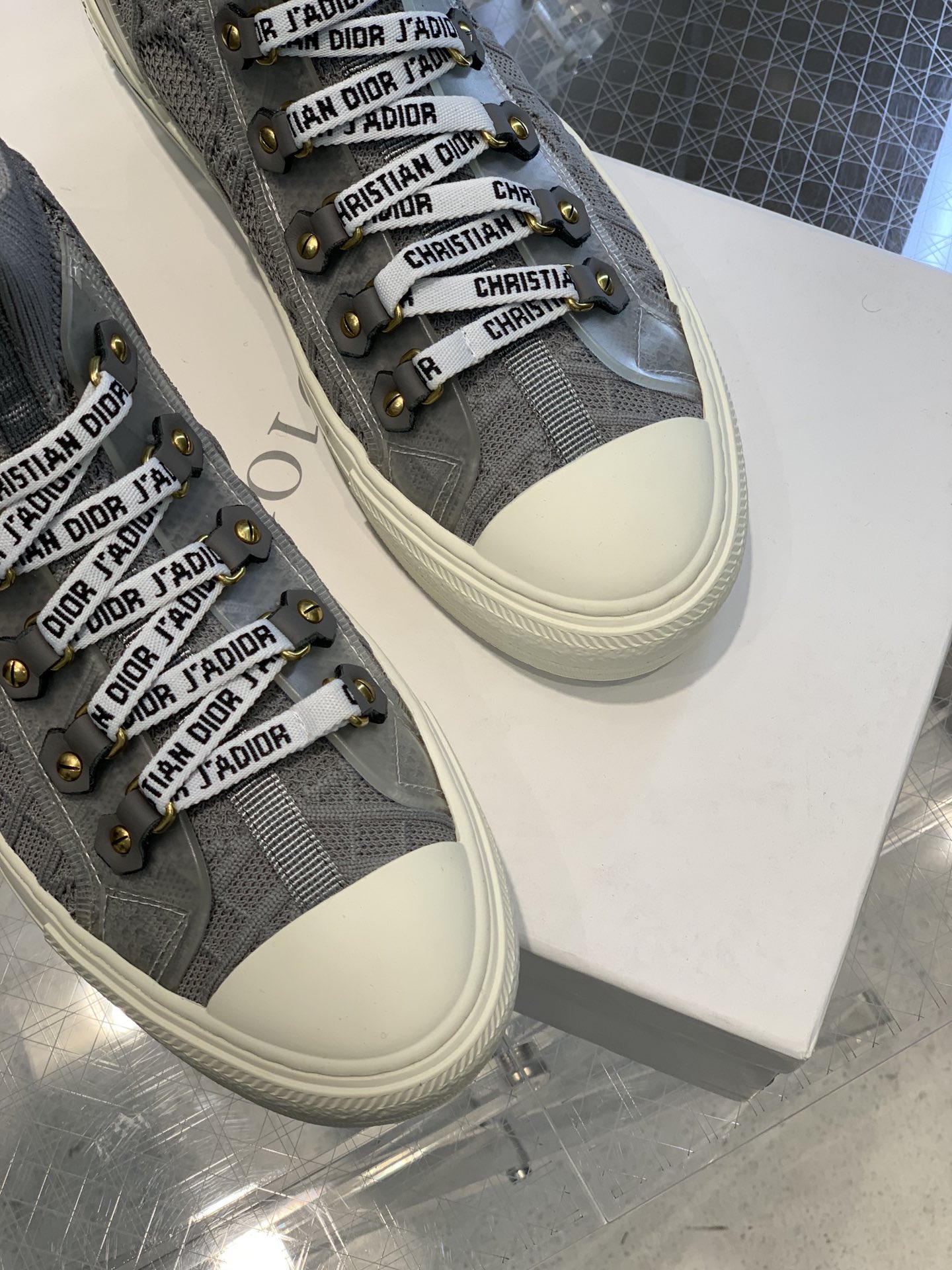 D*or sneakers 11