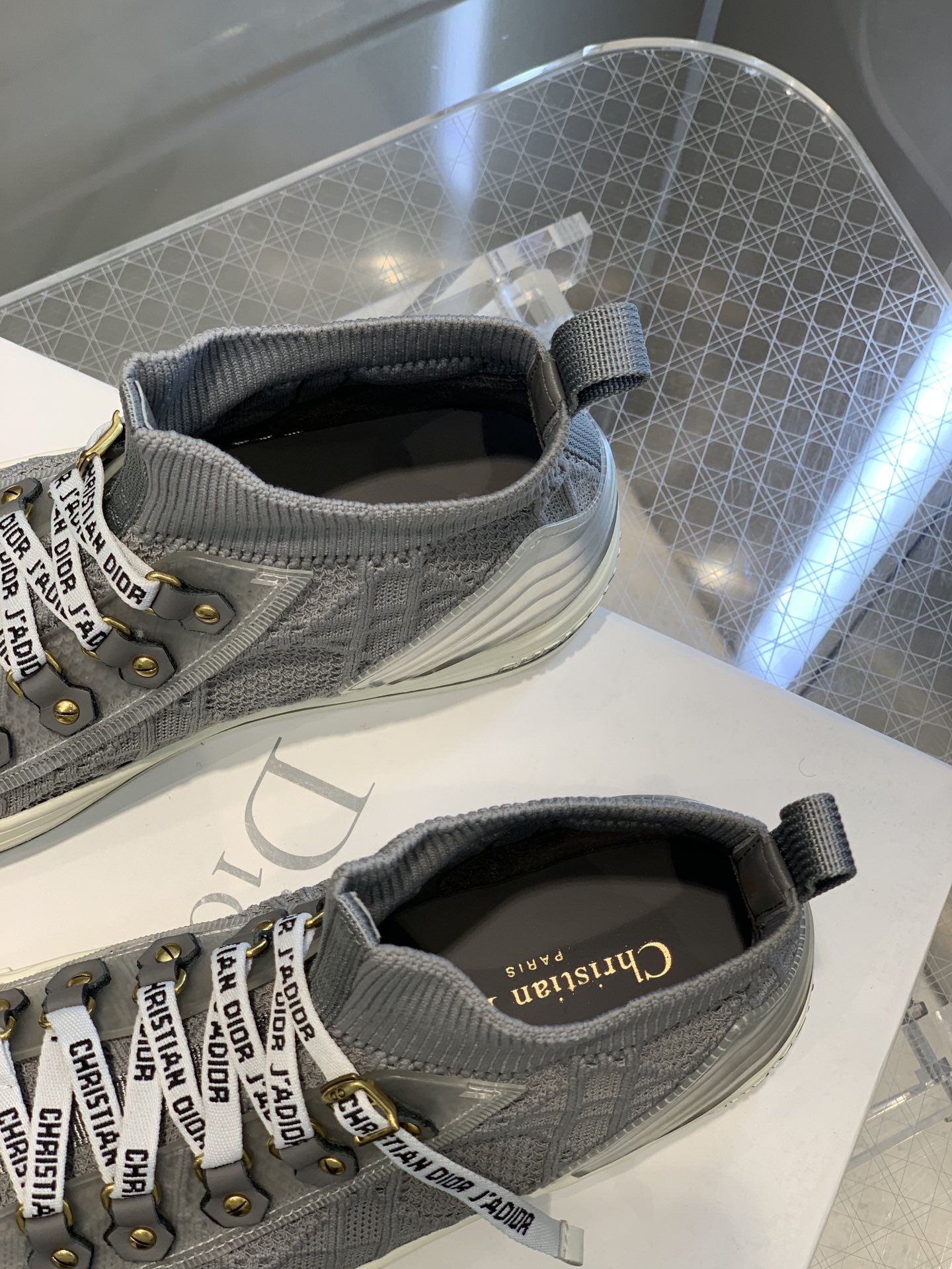 D*or sneakers 11