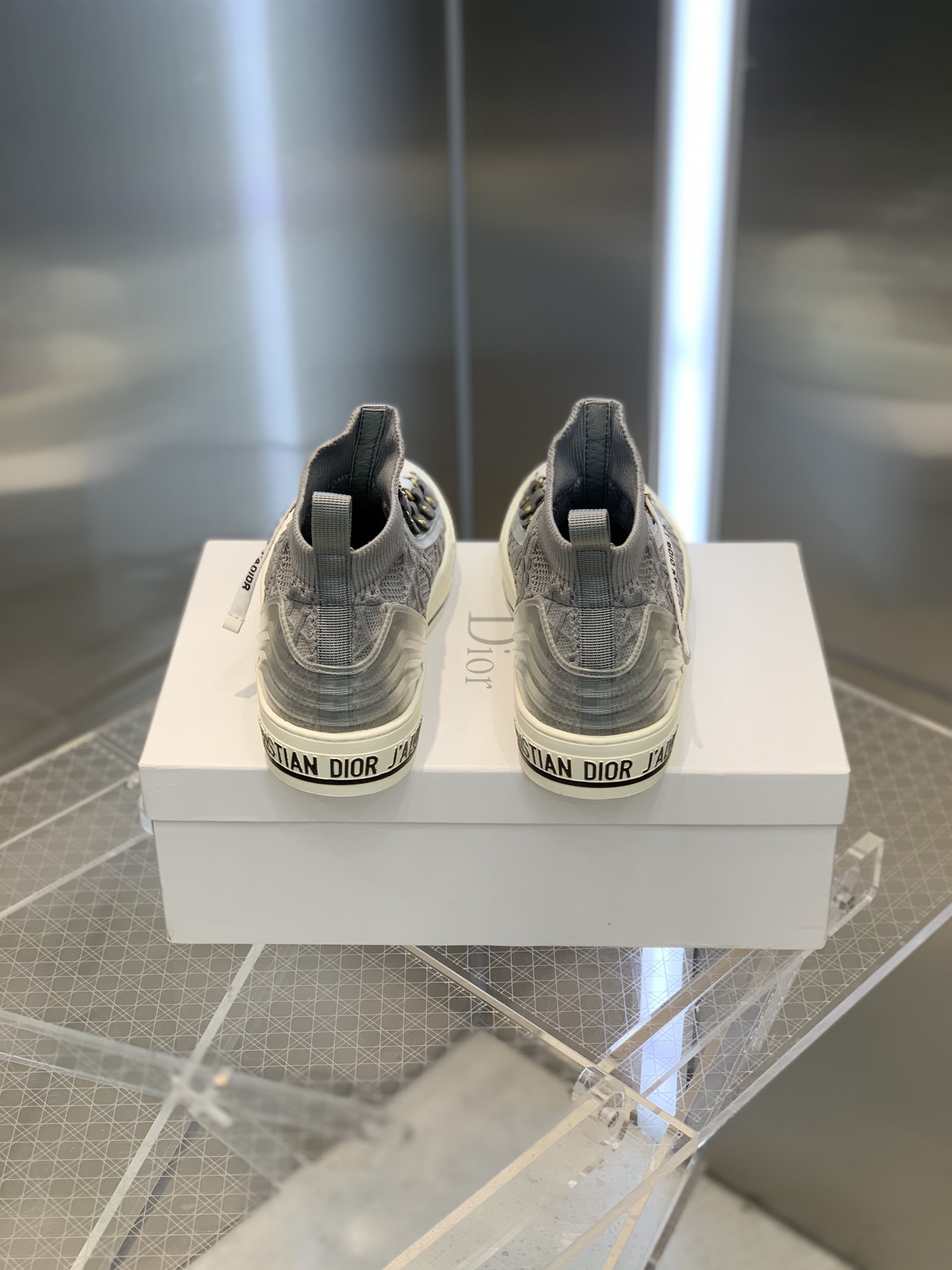 D*or sneakers 11
