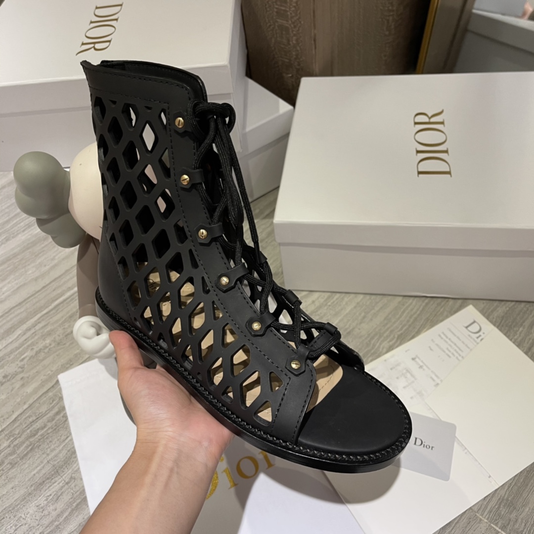 D*or boots 1