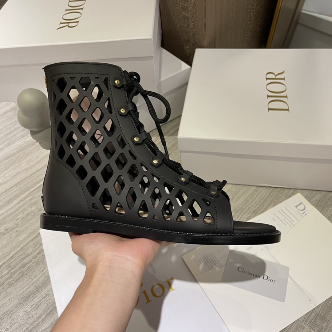 D*or boots 1