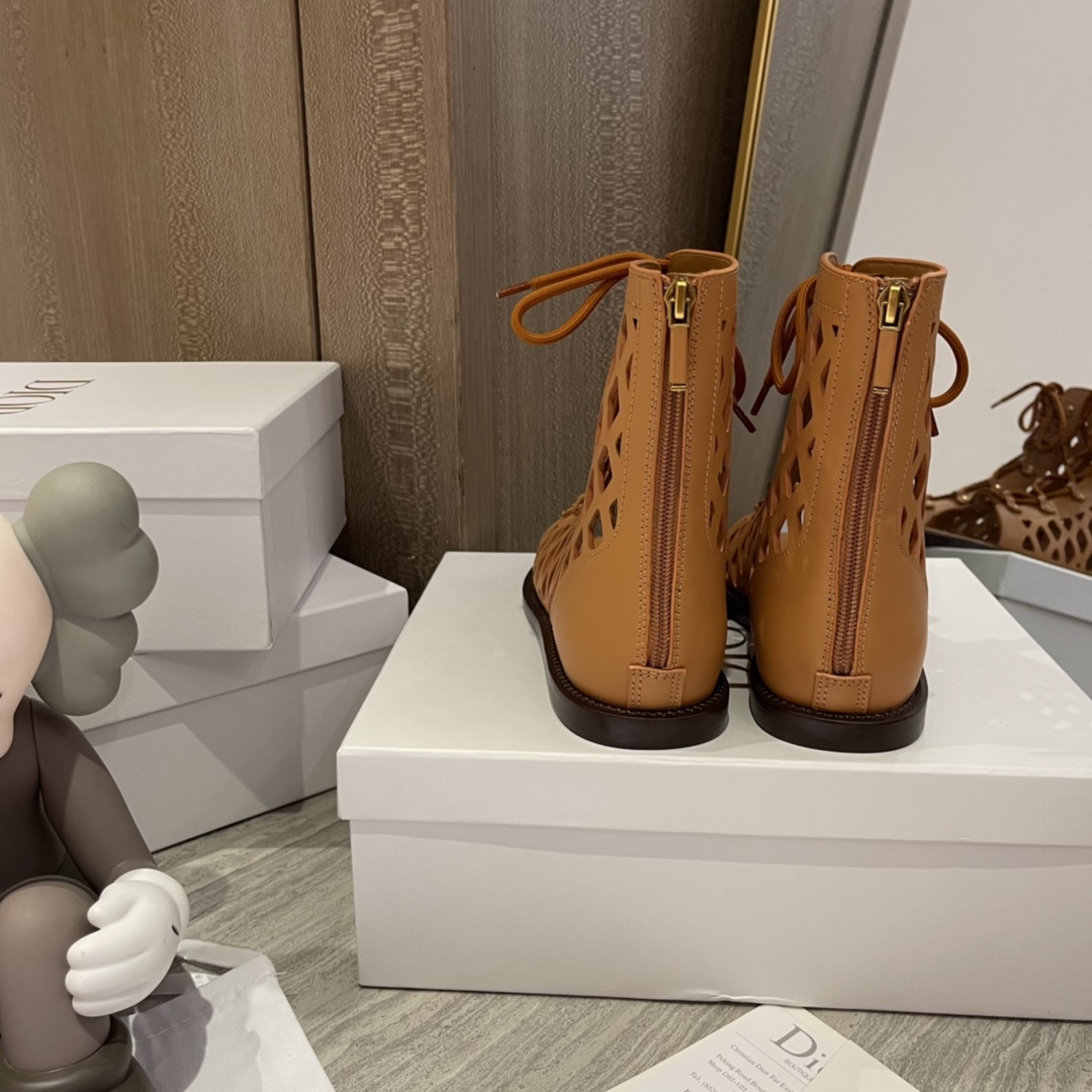 D*or boots 3