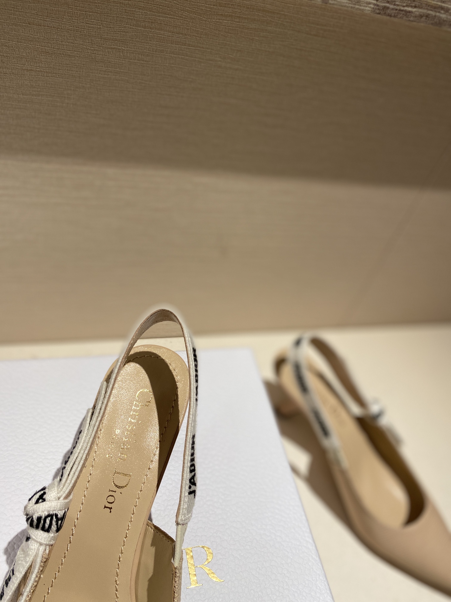 D*or high heels 4