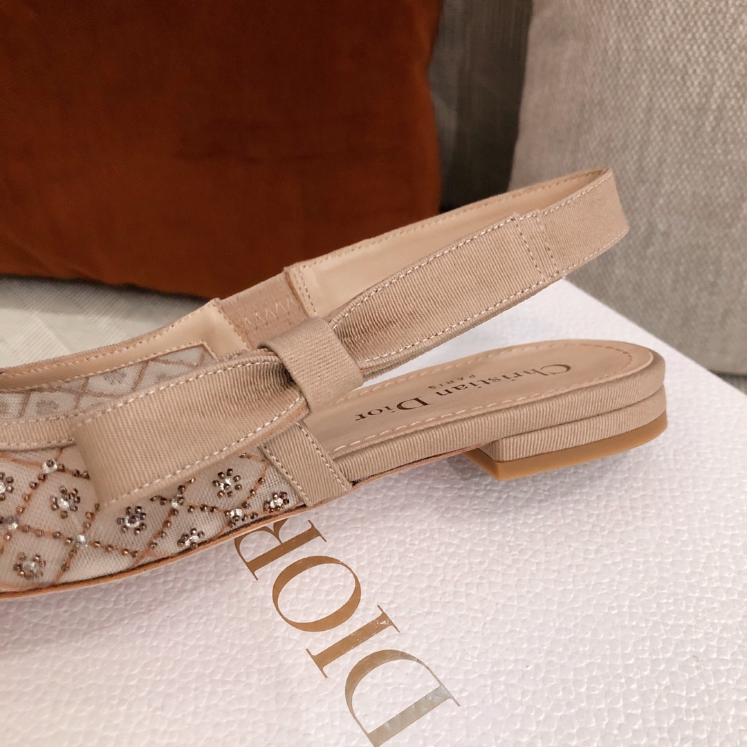 D*or flats 11