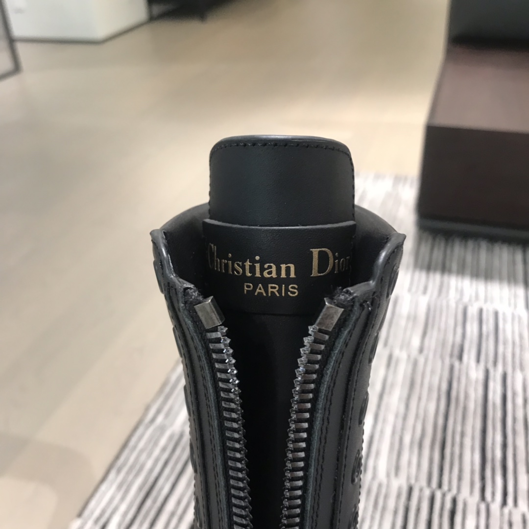 D*or boots 11