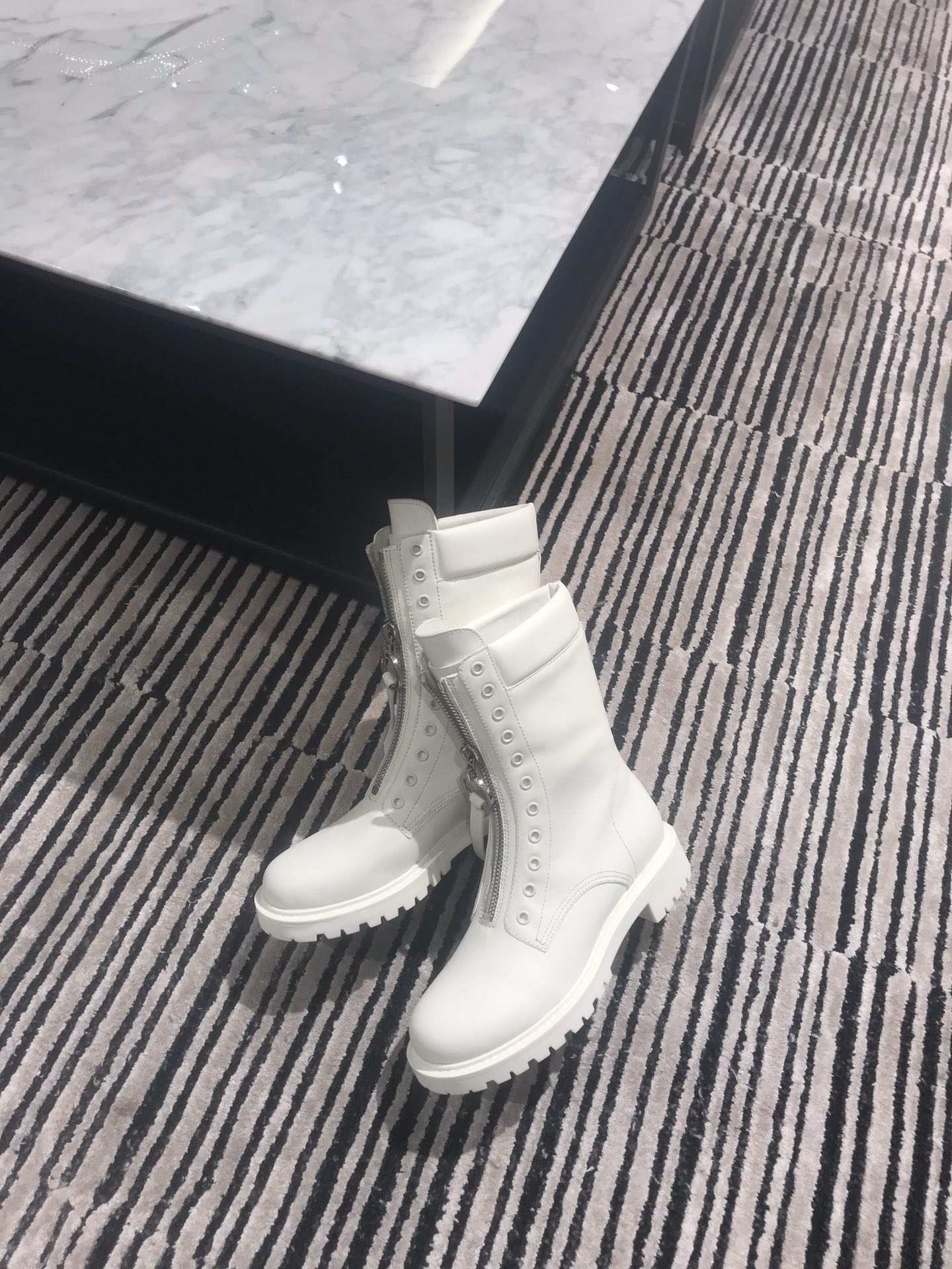D*or boots 12