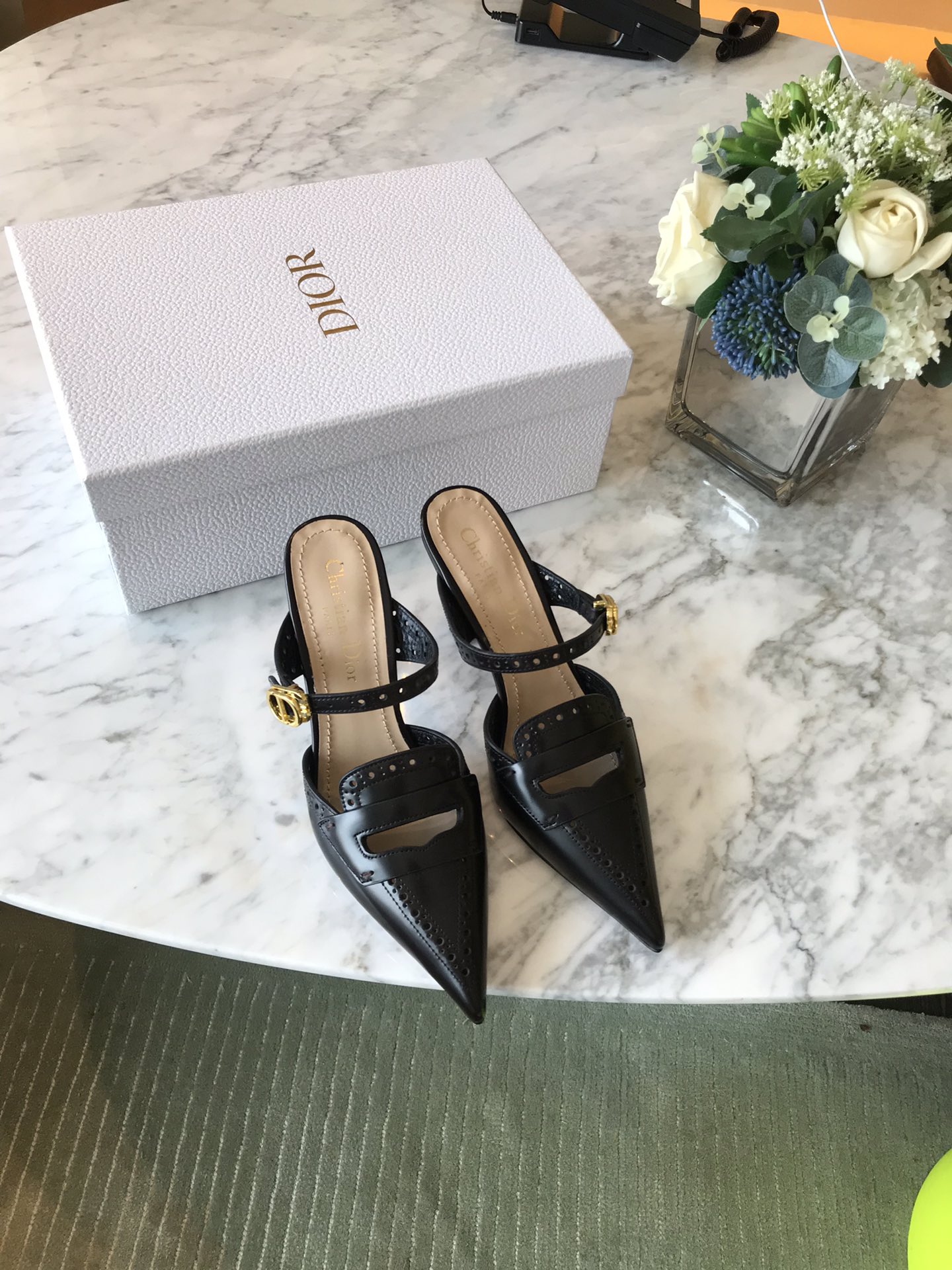 D*or high heels 32